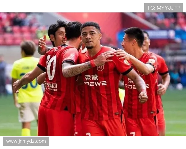 上海篮球队在城市联赛中的默契配合与战术执行分析