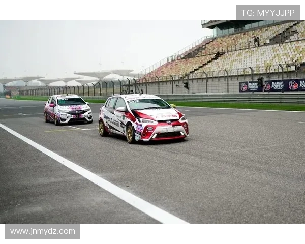 广州羽毛球队在洲际杯积分榜上以56分稳居第一名展现强劲实力