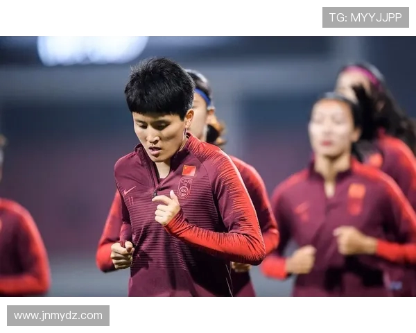 武汉飞盘队与北京飞盘队赛后复盘分析意识碰撞与战术较量