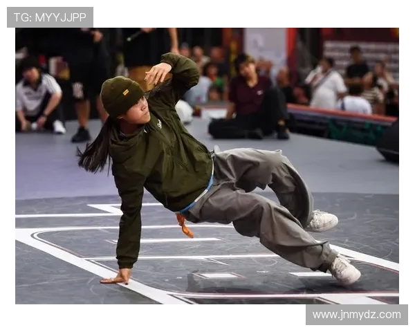 深圳街舞队与南京街舞队速度较量赛后复盘分析与精彩瞬间回顾