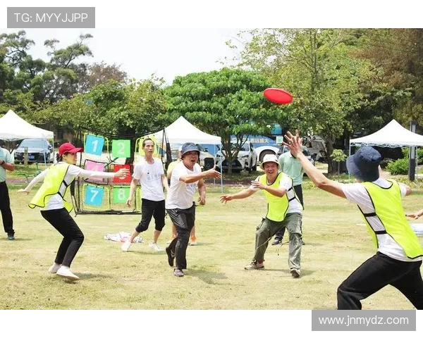 深圳飞盘队在世界滑板锦标赛中以91分稳居积分榜首位 深圳飞盘队在世界滑板锦标赛中以91分稳居积分榜首位