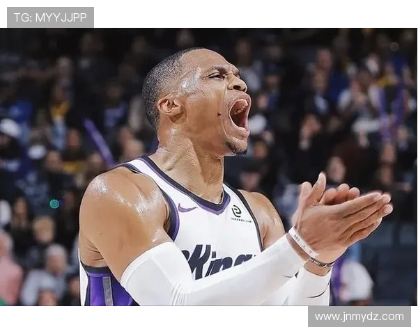 拉塞尔威斯布鲁克如何在NBA赛场上重塑自我与球队命运 拉塞尔威斯布鲁克如何在NBA赛场上重塑自我与球队命运