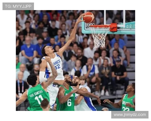 文班亚马法国队首秀狂砍27分大胜意大利引发NBA球探热烈关注