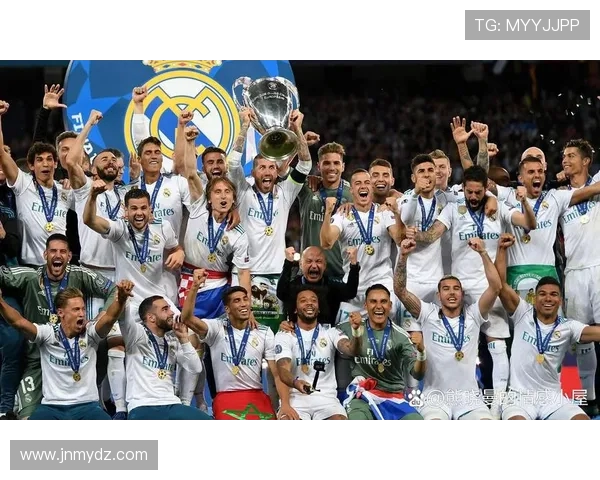 曼联与皇马在欧冠18决赛中的巅峰对决精彩回顾与分析