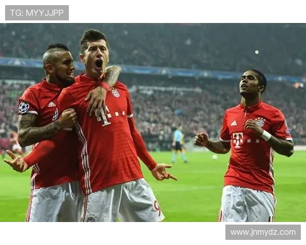 汉堡与拜仁激情对决友谊赛精彩回顾与战术分析 汉堡与拜仁激情对决友谊赛精彩回顾与战术分析