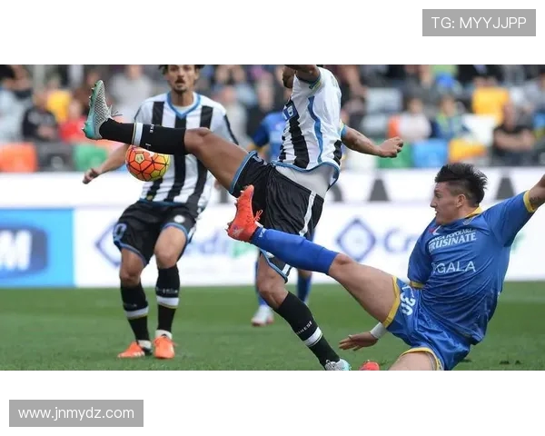 瓦伦西亚主场迎战卡迪斯期待逆袭争取宝贵三分 瓦伦西亚主场迎战卡迪斯期待逆袭争取宝贵三分