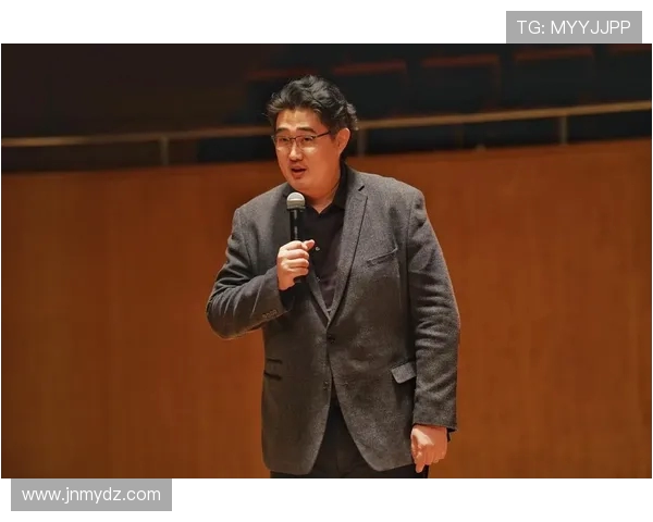 王岚的音乐旅程与人生哲学探索：从歌坛新星到实力派艺术家的成长之路