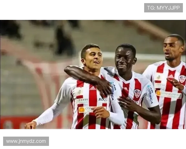 纽约城与哥伦布机的激烈对决谁能在这场较量中胜出 纽约城与哥伦布机的激烈对决谁能在这场较量中胜出