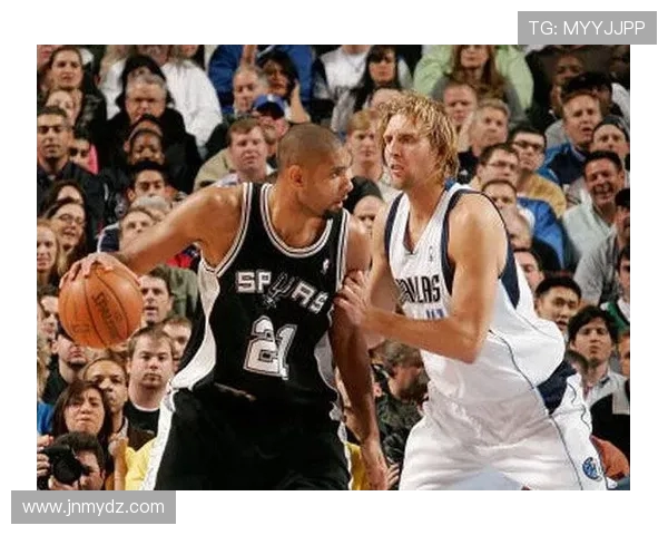 诺维茨基对决马刺的经典时刻与篮球传奇的交锋回顾 诺维茨基对决马刺的经典时刻与篮球传奇的交锋回顾