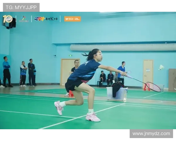 黄静专访：从青涩小将到羽毛球明星的成长之路回顾