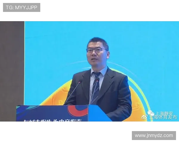 张军专访：从职业选手到电竞领袖的英雄联盟成长之路