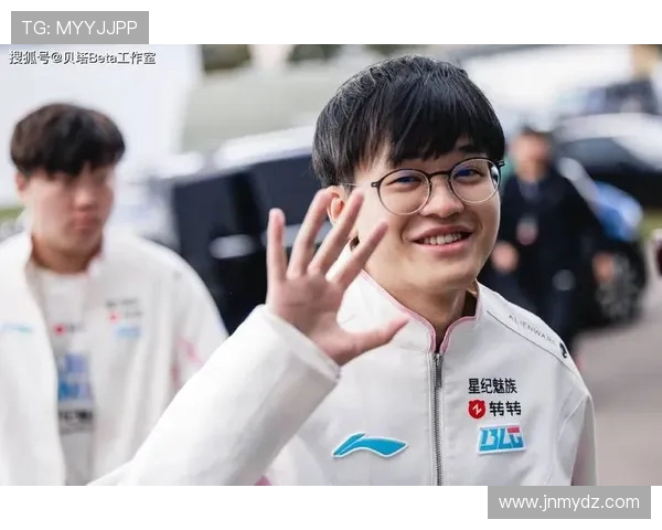 JDG战队成长之路：从默默无闻到英雄联盟顶尖强队的奋斗历程